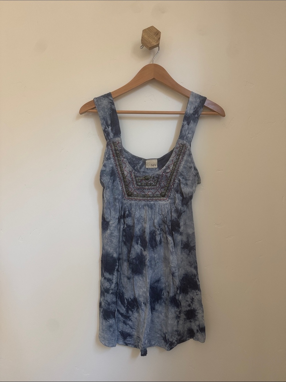 Daytrip Blue Tie-Dye Embroidered Sleeveless Tank